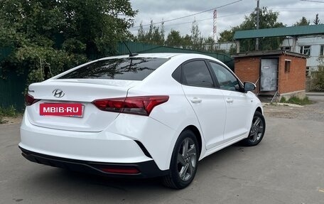 Hyundai Solaris II рестайлинг, 2021 год, 1 600 000 рублей, 12 фотография