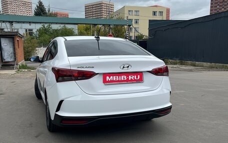 Hyundai Solaris II рестайлинг, 2021 год, 1 600 000 рублей, 14 фотография