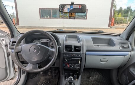 Renault Symbol I, 2006 год, 220 000 рублей, 10 фотография
