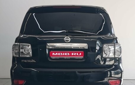 Nissan Patrol, 2010 год, 2 000 000 рублей, 6 фотография