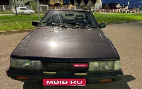 Mazda 626, 1985 год, 98 000 рублей, 2 фотография