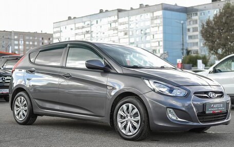 Hyundai Solaris II рестайлинг, 2011 год, 819 000 рублей, 4 фотография