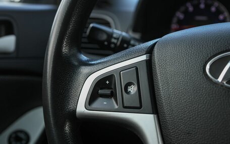 Hyundai Solaris II рестайлинг, 2011 год, 819 000 рублей, 16 фотография