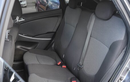 Hyundai Solaris II рестайлинг, 2011 год, 819 000 рублей, 12 фотография