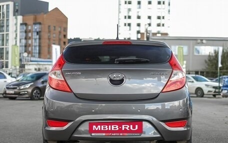 Hyundai Solaris II рестайлинг, 2011 год, 819 000 рублей, 6 фотография