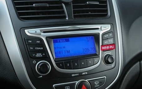 Hyundai Solaris II рестайлинг, 2011 год, 819 000 рублей, 18 фотография