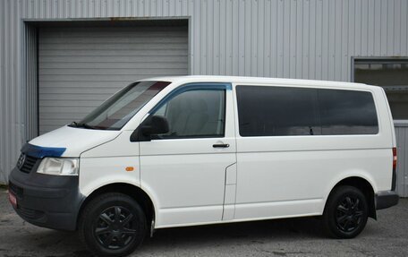 Volkswagen Caravelle T5, 2007 год, 999 000 рублей, 1 фотография