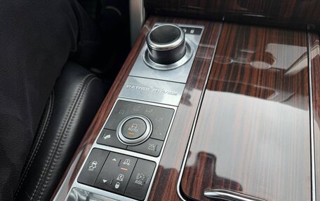 Land Rover Range Rover IV рестайлинг, 2013 год, 3 200 000 рублей, 23 фотография