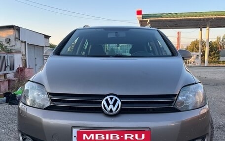 Volkswagen Golf Plus II, 2011 год, 725 000 рублей, 18 фотография
