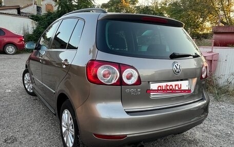 Volkswagen Golf Plus II, 2011 год, 725 000 рублей, 23 фотография
