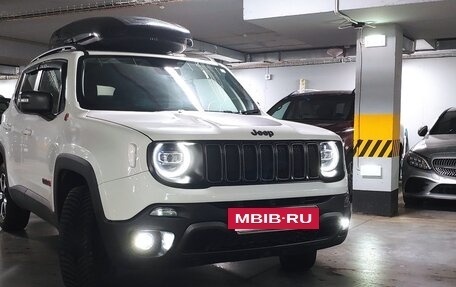 Jeep Renegade I рестайлинг, 2020 год, 2 000 000 рублей, 3 фотография
