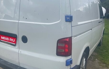 Volkswagen Transporter T6 рестайлинг, 2019 год, 2 200 000 рублей, 3 фотография