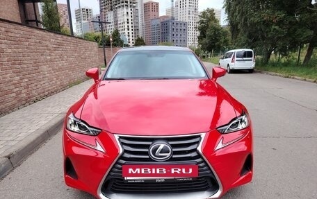 Lexus IS III, 2018 год, 2 245 000 рублей, 2 фотография