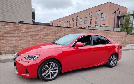Lexus IS III, 2018 год, 2 245 000 рублей, 10 фотография