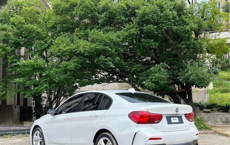 BMW 1 серия, 2023 год, 2 000 000 рублей, 9 фотография
