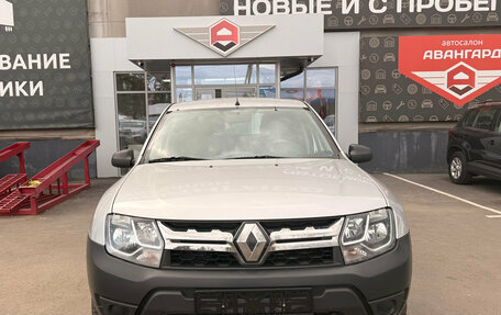 Renault Duster I рестайлинг, 2016 год, 1 000 000 рублей, 2 фотография