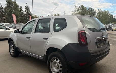 Renault Duster I рестайлинг, 2016 год, 1 000 000 рублей, 5 фотография