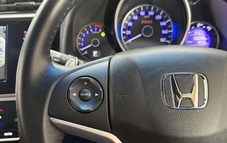 Honda Fit III, 2013 год, 900 000 рублей, 9 фотография