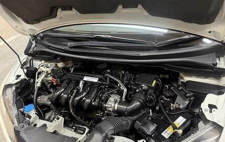 Honda Fit III, 2013 год, 900 000 рублей, 18 фотография