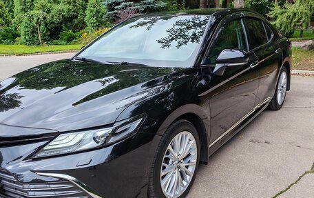 Toyota Camry, 2019 год, 2 300 000 рублей, 2 фотография
