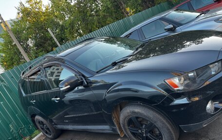 Mitsubishi Outlander III рестайлинг 3, 2011 год, 1 200 000 рублей, 2 фотография