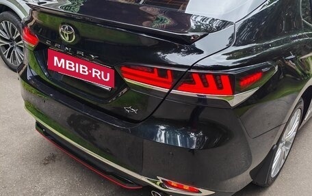 Toyota Camry, 2019 год, 2 300 000 рублей, 11 фотография