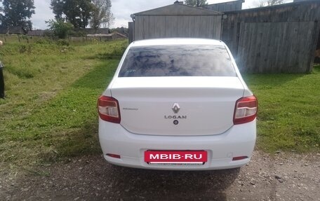 Renault Logan II, 2018 год, 680 000 рублей, 6 фотография