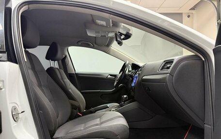 Volkswagen Jetta VI, 2016 год, 1 272 000 рублей, 23 фотография