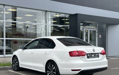 Volkswagen Jetta VI, 2013 год, 810 000 рублей, 4 фотография