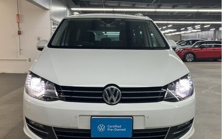 Volkswagen Sharan II, 2021 год, 1 700 000 рублей, 2 фотография