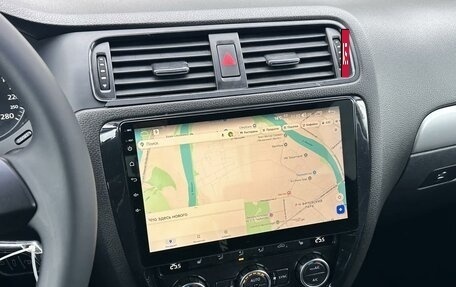 Volkswagen Jetta VI, 2013 год, 810 000 рублей, 9 фотография