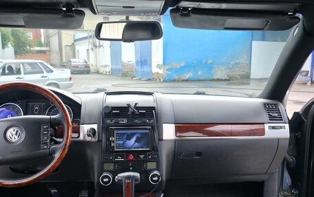 Volkswagen Touareg III, 2004 год, 690 000 рублей, 6 фотография