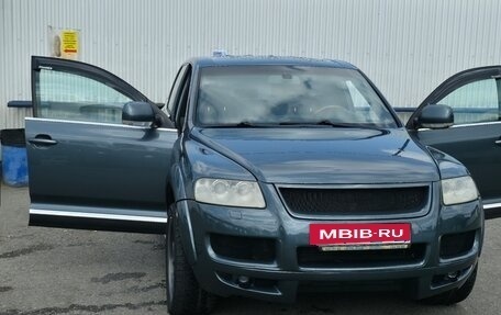 Volkswagen Touareg III, 2004 год, 690 000 рублей, 2 фотография
