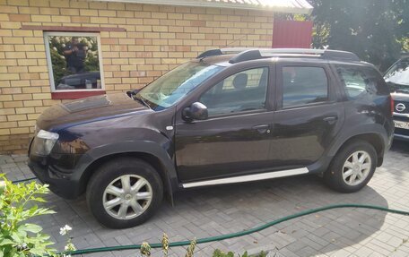 Renault Duster I рестайлинг, 2014 год, 1 000 000 рублей, 3 фотография