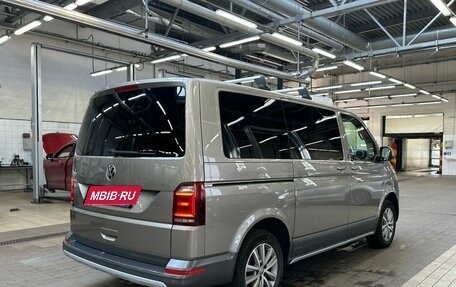 Volkswagen Multivan T6 рестайлинг, 2018 год, 4 099 000 рублей, 3 фотография