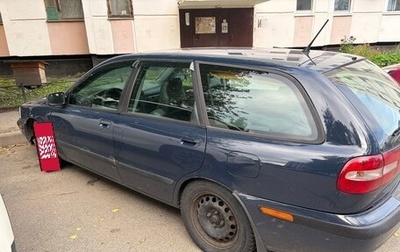 Volvo V40 I, 2003 год, 250 000 рублей, 1 фотография
