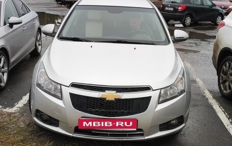 Chevrolet Cruze II, 2012 год, 570 000 рублей, 3 фотография