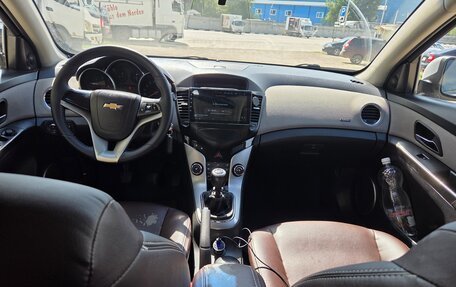 Chevrolet Cruze II, 2011 год, 670 000 рублей, 5 фотография