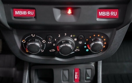 Renault Duster I рестайлинг, 2017 год, 1 045 000 рублей, 16 фотография