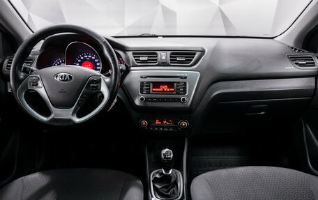 KIA Rio III рестайлинг, 2016 год, 911 000 рублей, 10 фотография