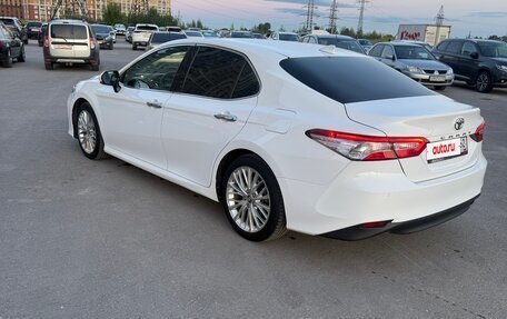 Toyota Camry, 2018 год, 2 290 000 рублей, 5 фотография