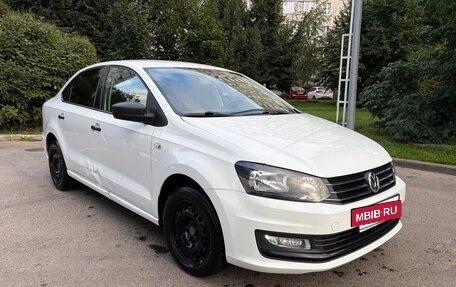 Volkswagen Polo VI (EU Market), 2018 год, 1 100 000 рублей, 2 фотография