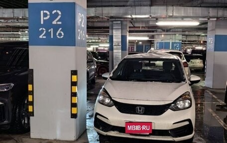 Honda Fit, 2022 год, 1 890 000 рублей, 5 фотография