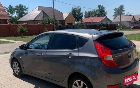 Hyundai Solaris II рестайлинг, 2011 год, 469 000 рублей, 2 фотография