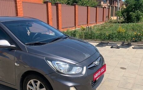 Hyundai Solaris II рестайлинг, 2011 год, 469 000 рублей, 7 фотография