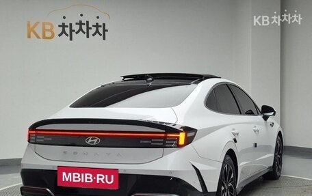Hyundai Sonata VIII, 2023 год, 3 100 000 рублей, 4 фотография