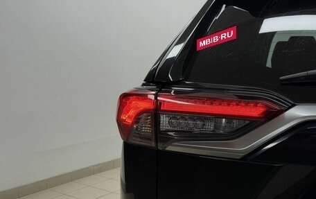 Toyota RAV4, 2020 год, 2 750 000 рублей, 10 фотография