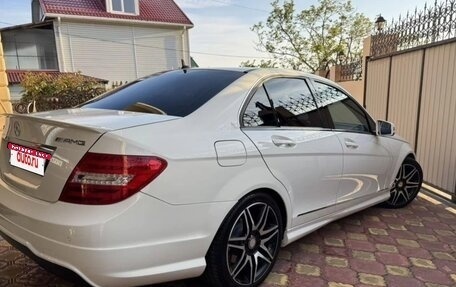 Mercedes-Benz C-Класс, 2011 год, 1 700 000 рублей, 2 фотография