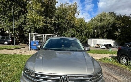 Volkswagen Tiguan II, 2020 год, 3 170 000 рублей, 6 фотография