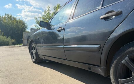 Mercedes-Benz E-Класс, 1997 год, 550 000 рублей, 3 фотография